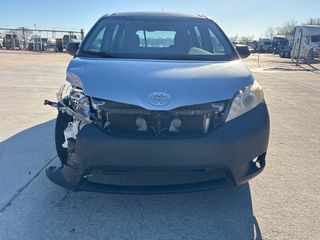 2014 Toyota Sienna L V6 7 Passenger - Exterior Front Center Image